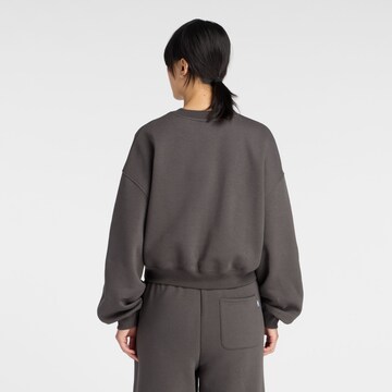 new balance Sweatshirt 'Trackside' in Grey