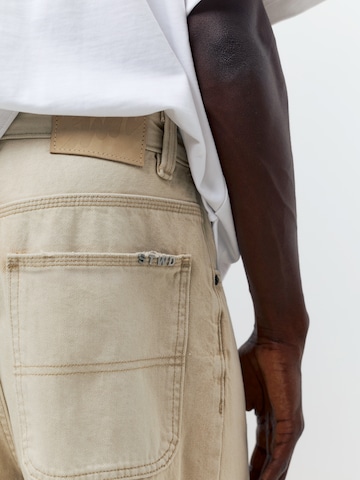 Pull&Bear Baggy Jeans in Beige
