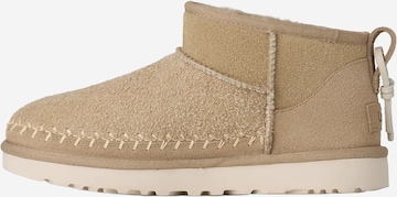 UGG - Botas 'Classic Ultra Mini' em bege: frente