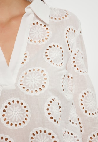 Robe-chemise Usha en blanc