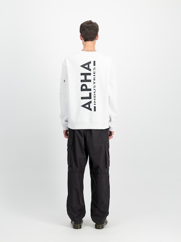 ALPHA INDUSTRIES Sweatshirt i vit