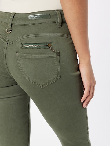 Regular Pantaloni 'Alexa' de la FREEMAN T. PORTER pe verde