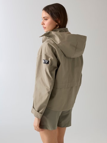 GUESS Funktionsjacke in Grün