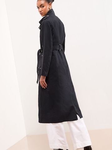 Lipsy Преходно палто в синьо