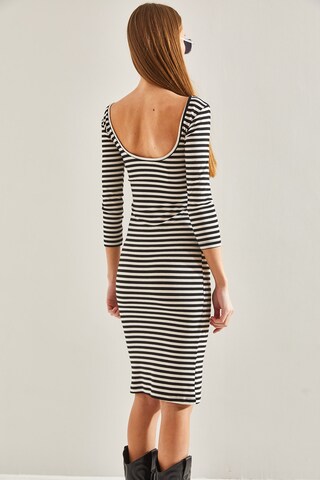 Rochie de la Bianco Lucci pe alb