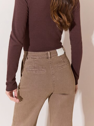 Lipsy Wide leg Jeans in Beige
