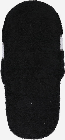 Emporio Armani - Pantufa em preto