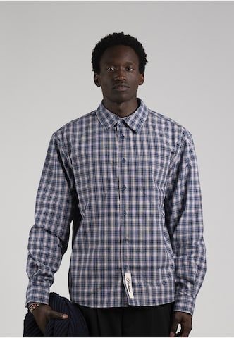 Regular fit Camicia di Prohibited in blu: frontale