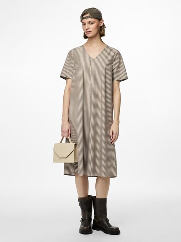 Robe 'PCPenny' PIECES en beige