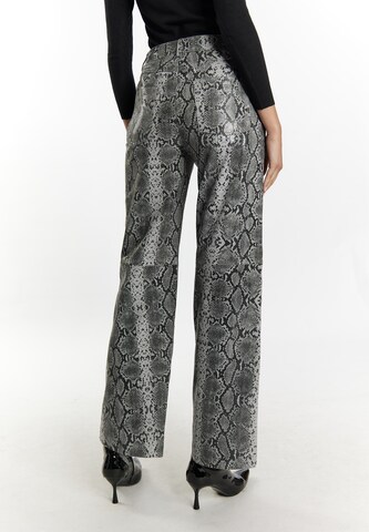 Wide leg Pantaloni di faina in grigio