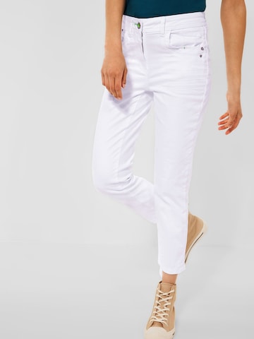 CECIL Slim fit Pants in White: front