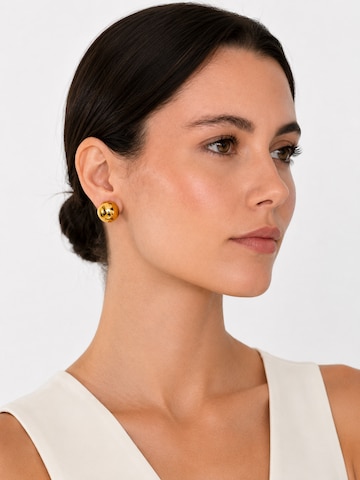 RteRme Earrings 'Oleana' in Gold: front