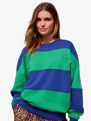 Sweat-shirt 'Paris' Next en bleu : devant