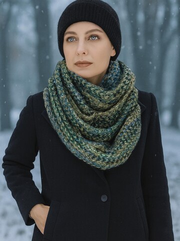 COLLEZIONE ALESSANDRO Tube Scarf 'Strickloop' in Green: front