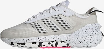 Chaussure de course 'Avryn' ADIDAS SPORTSWEAR en blanc : devant