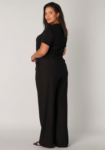 BASE LEVEL CURVY Regular Pants in Black