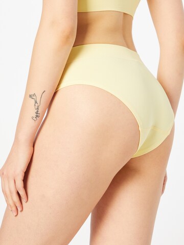 Slip di ESPRIT in giallo