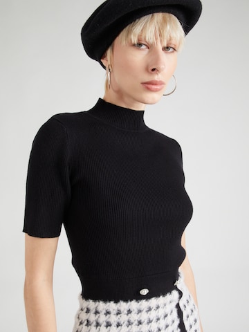 Rochie tricotat 'VIOLET' de la GUESS pe negru