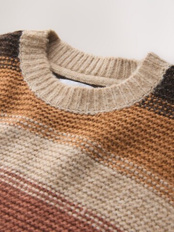 Next Sweater in Orange