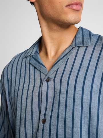 TOM TAILOR DENIM Comfort fit Button Up Shirt in Blue