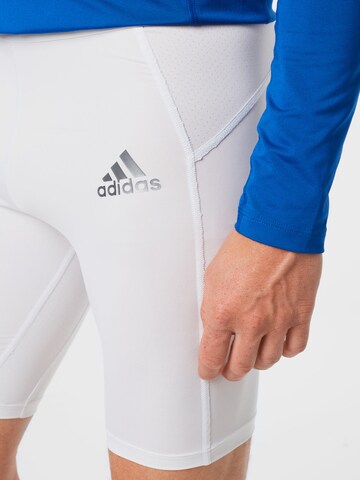 ADIDAS SPORTSWEAR Skinny Urheiluhousut 'Techfit ' värissä valkoinen