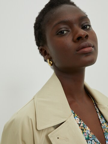 Cappotto di mezza stagione 'Luna' di EDITED in beige