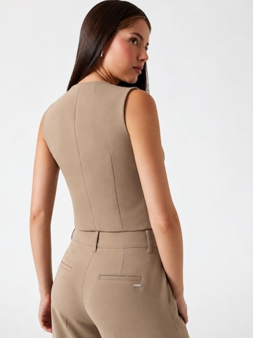 Gilet da completo 'W5YH55WGHC2' di GUESS in beige