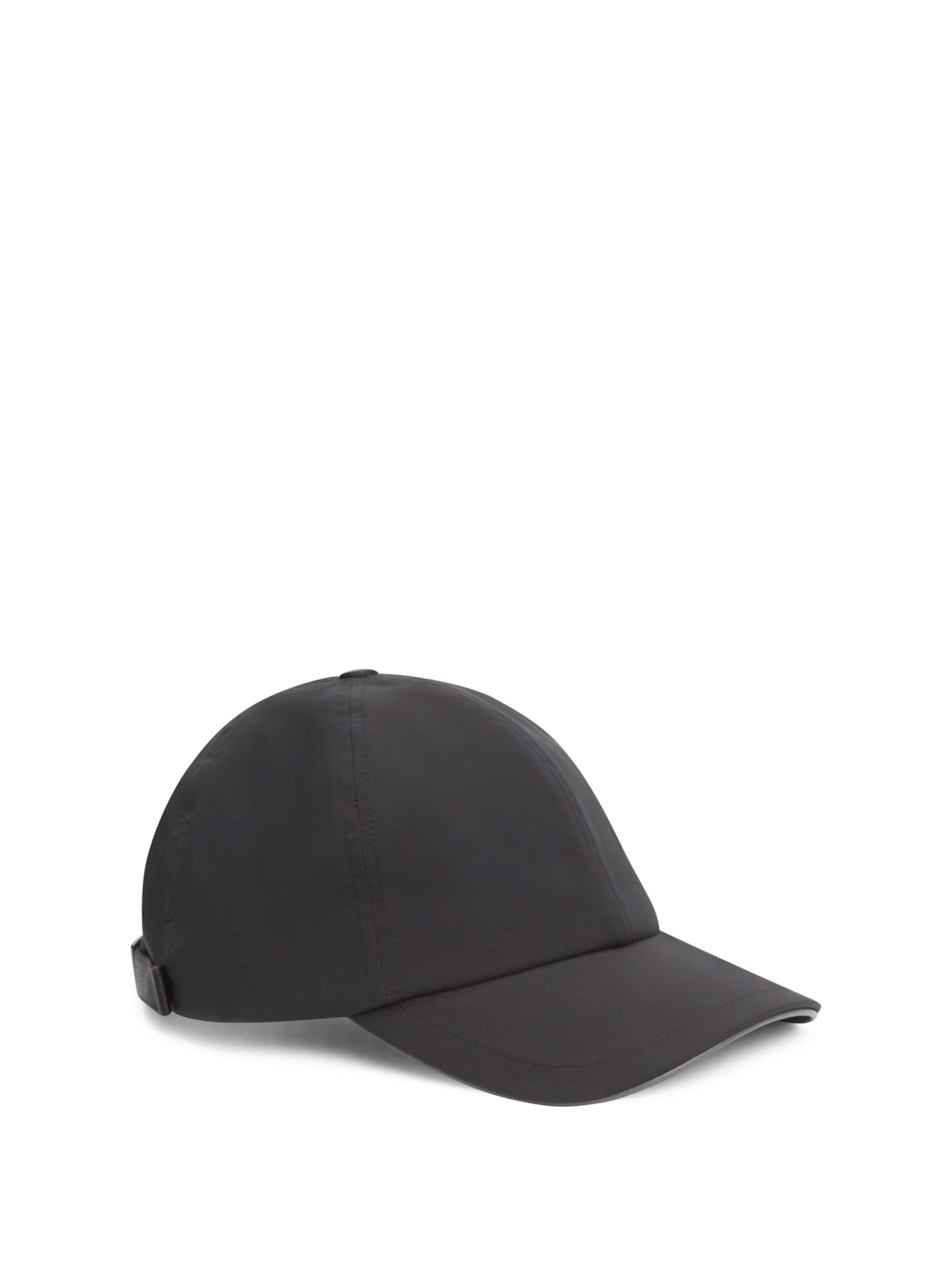 TOMMY HILFIGER Cap in Schwarz