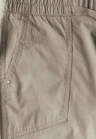 STREET ONE Regular Hose 'Bonny' in Beige