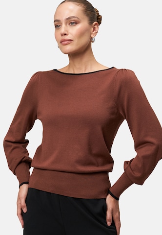 Pullover di zero in marrone