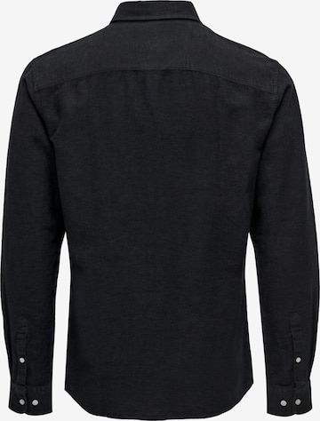 Only & Sons جينز مضبوط قميص 'Arlo' بلون أسود