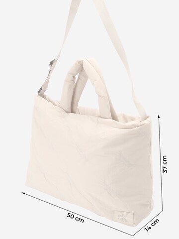 Calvin Klein Jeans Shopper 'PUFFY AOP XL' in Grau