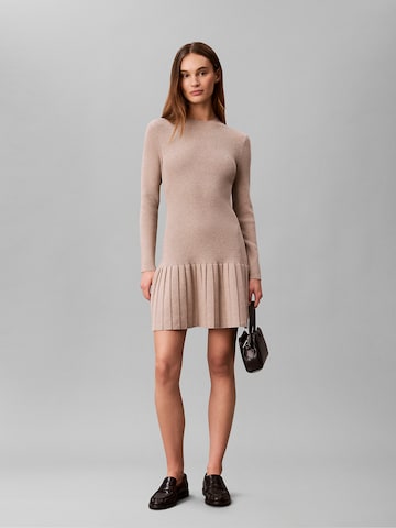 Calvin Klein Jeans Gebreide jurk in Beige