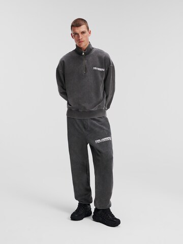 Karl Lagerfeld Sweatshirt 'Rue St-Guillaume' i grå