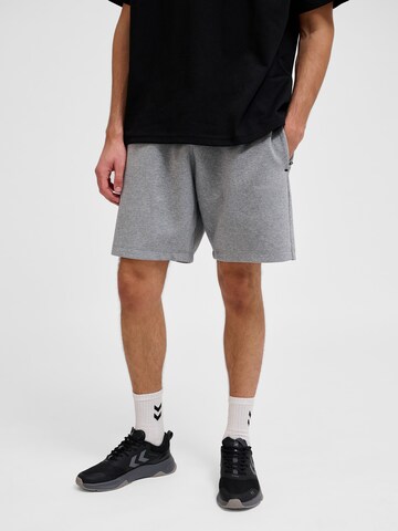 Hummel regular Bukser 'Tech Fleece' i grå: forside