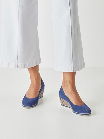 Tamaris Pumps in Blauw: voorkant