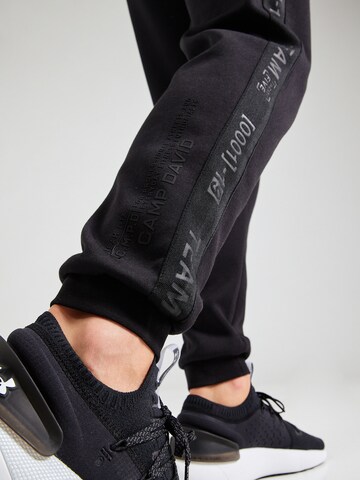 CAMP DAVID Tapered Hose in Schwarz