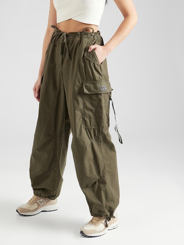 Superdry Wide leg Cargobroek in Groen: voorkant