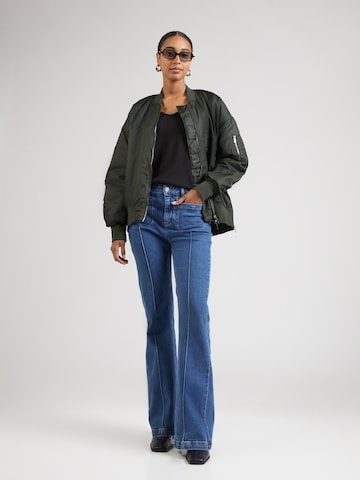ABOUT YOU Shirt 'Noemi' in Schwarz