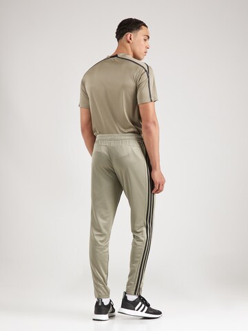ADIDAS PERFORMANCE Normalny krój Spodnie sportowe 'Essentials' w kolorze szary