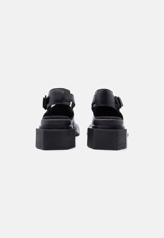 Chaussure basse 'Maybole' Dr. Martens en noir