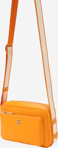 TOMMY HILFIGER Torba na ramię 'Iconic' w kolorze pomarańczowy