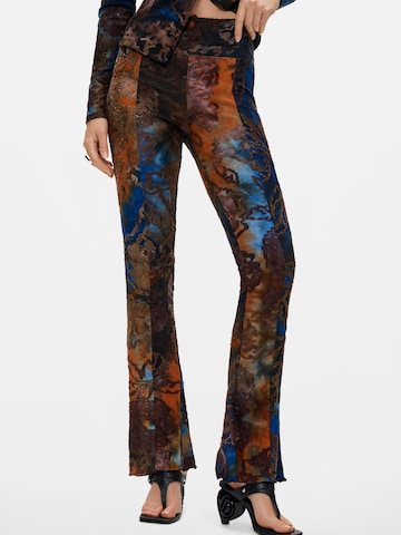 Desigual - regular Pantalón en negro: frente