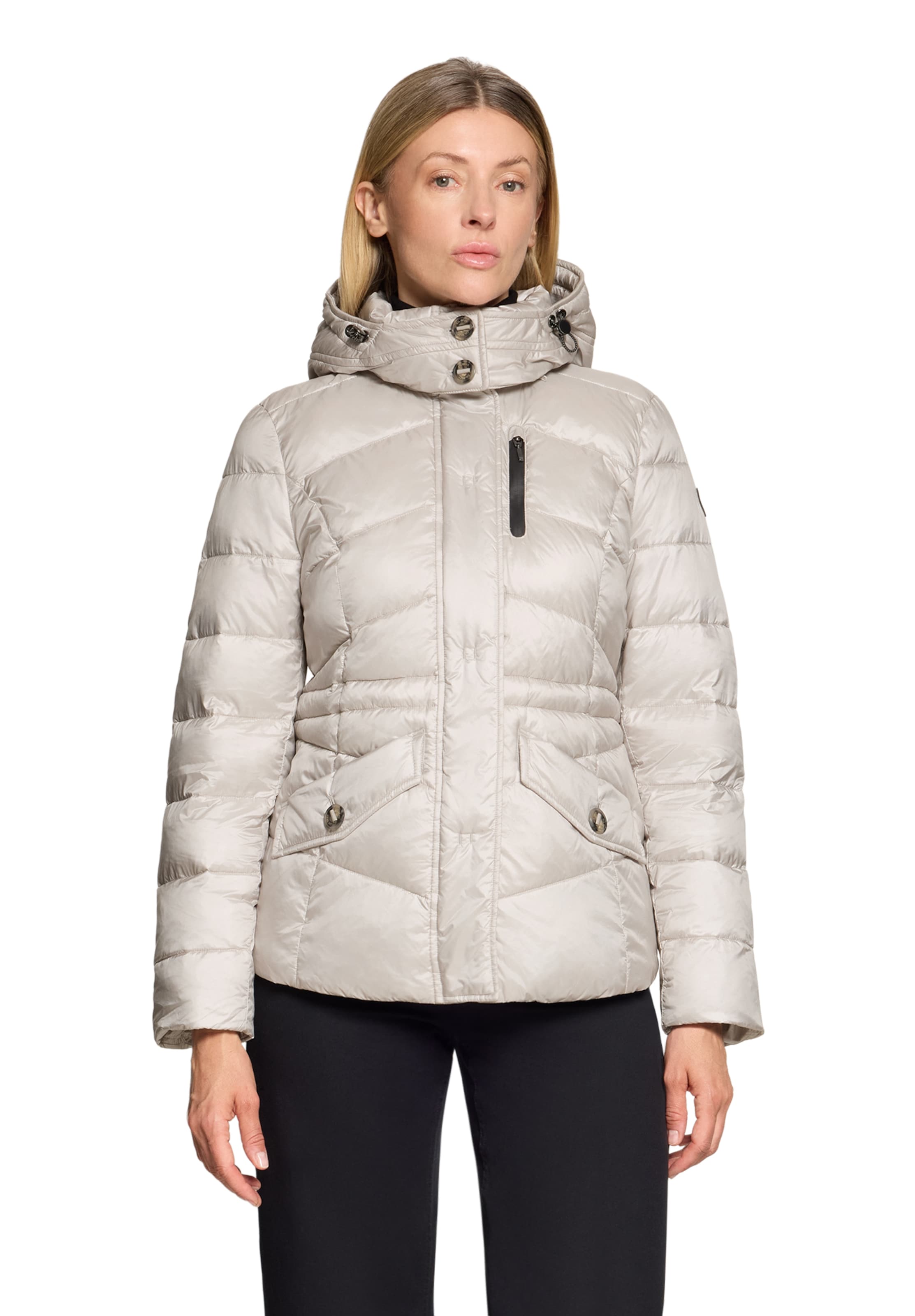 GIL BRET Between-Season Jacket in White: front