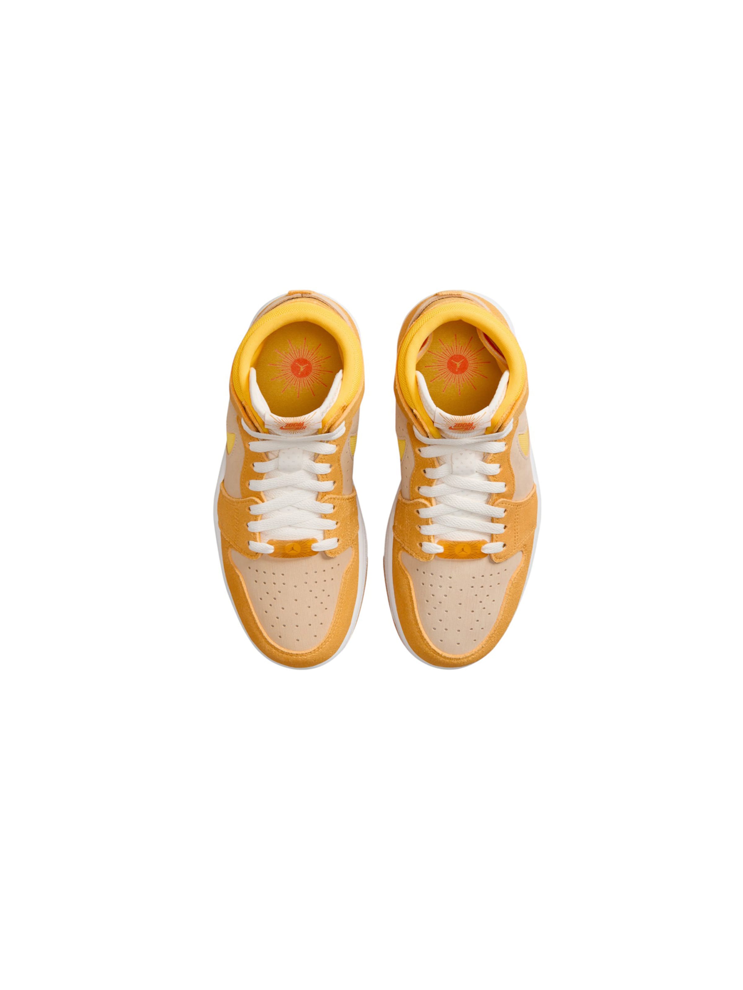Sneaker alta 'W AIR JORDAN 1 ZM AIR CMFT 2' di Jordan in giallo