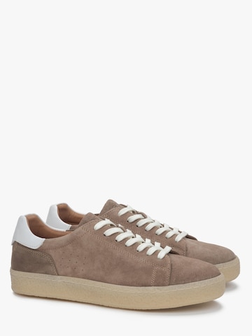 Estro Platform trainers '915819-3' in Brown