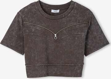 Twist T-Shirt in Braun: predná strana