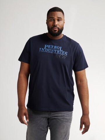 Petrol Industries T-shirt i blå: framsida
