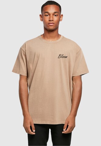 T-Shirt 'Flowers Bloom' Merchcode en beige : devant