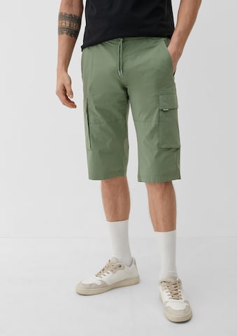 Regular Pantalon cargo s.Oliver en vert : devant